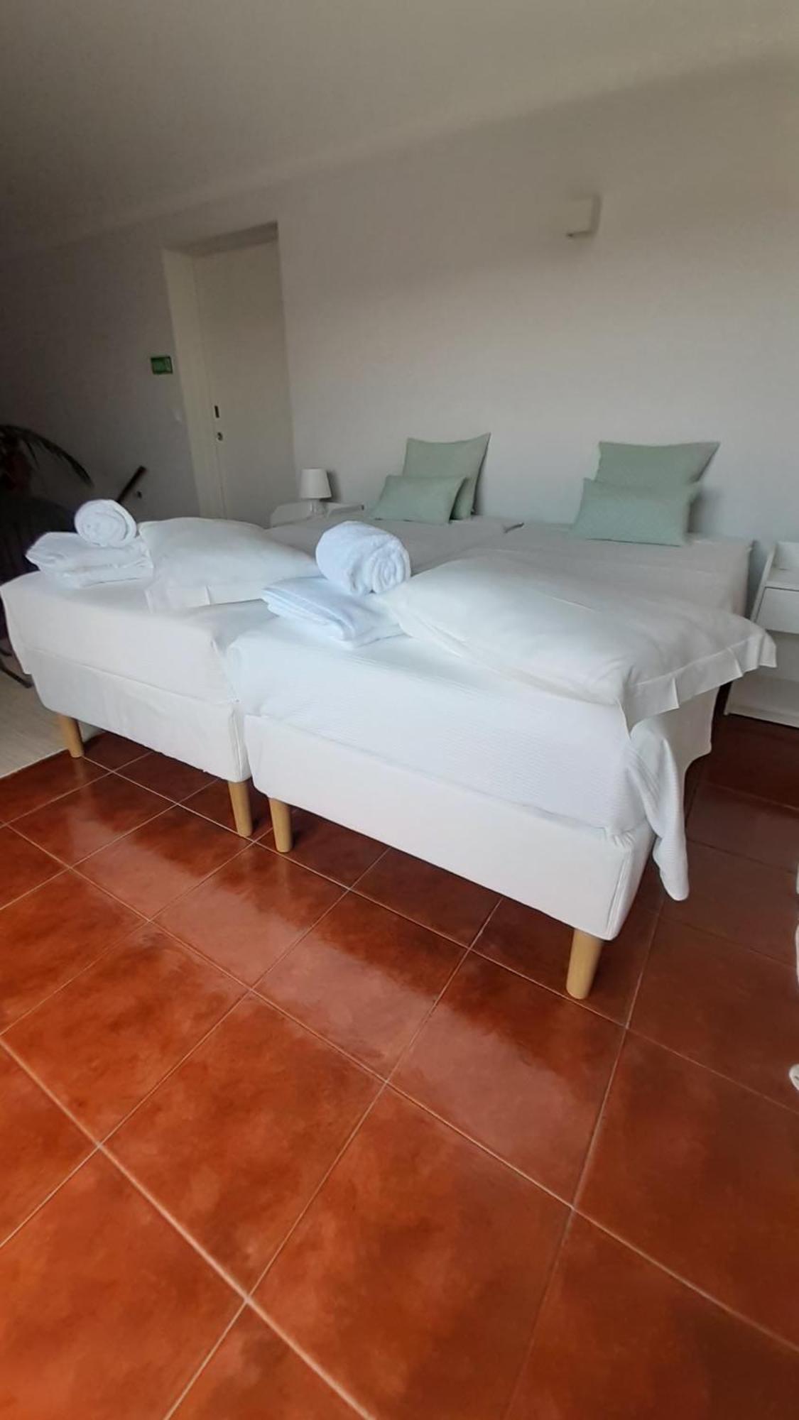 Sun & Sand Guesthouse 에스포센데 외부 사진