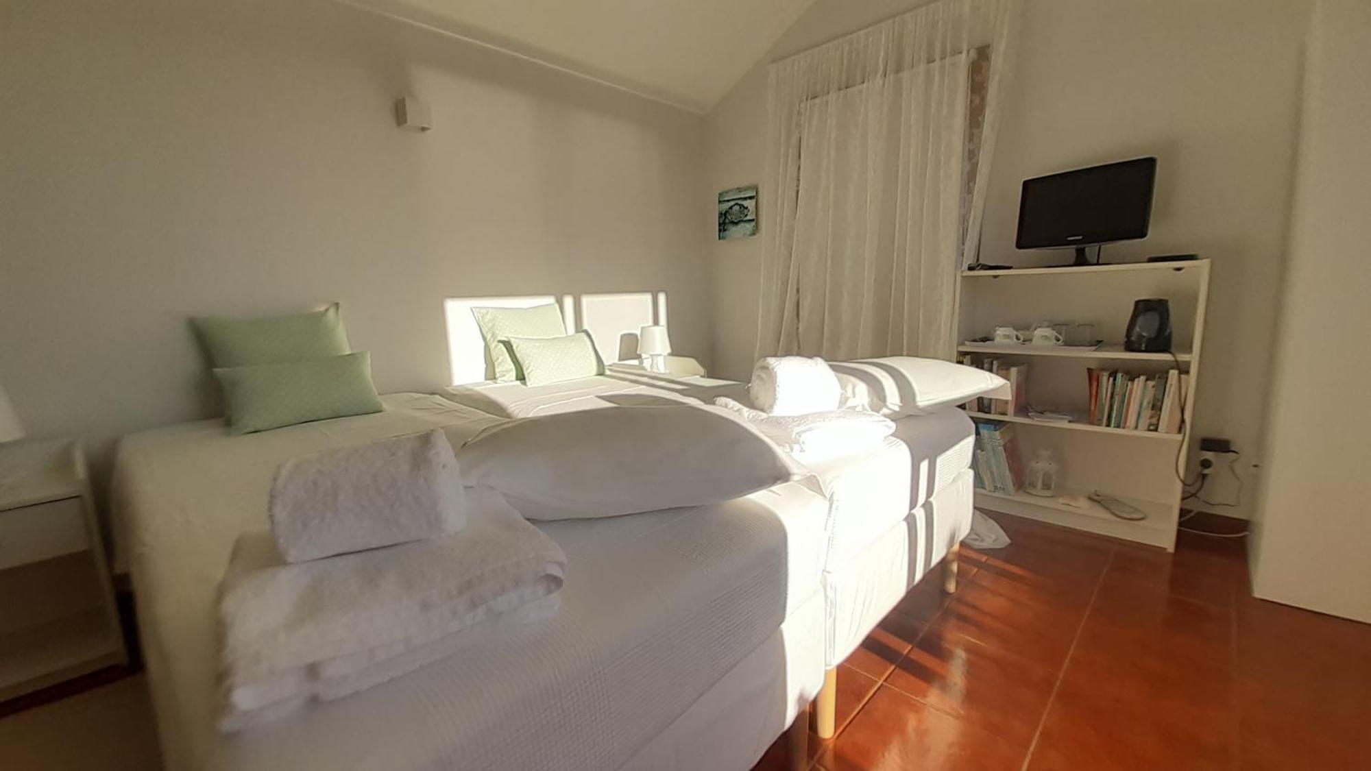 Sun & Sand Guesthouse 에스포센데 외부 사진